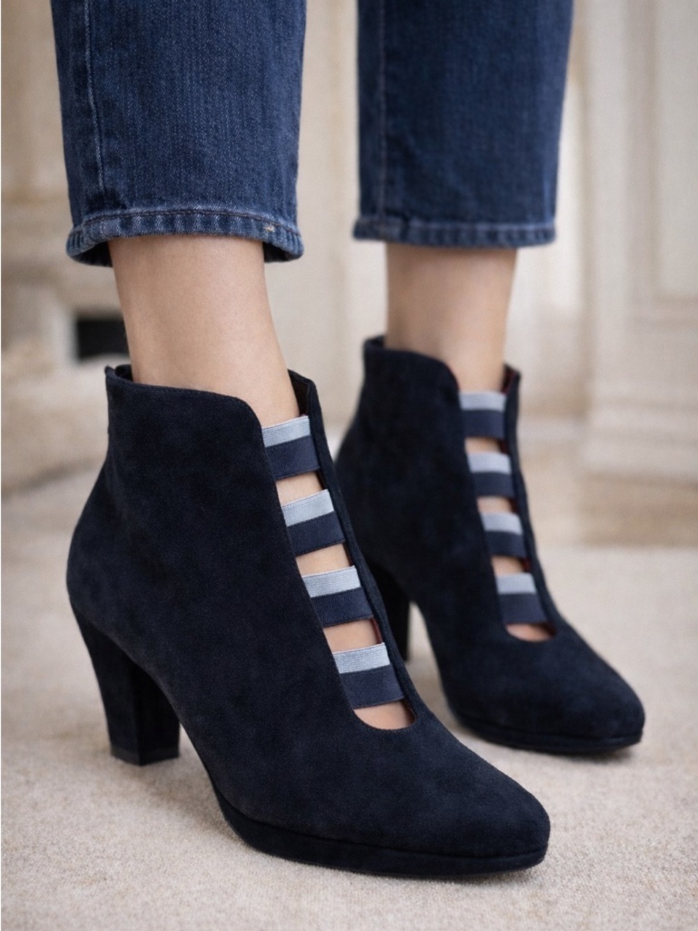 Pas De Rouge Suede Leather Booties Made in Italy